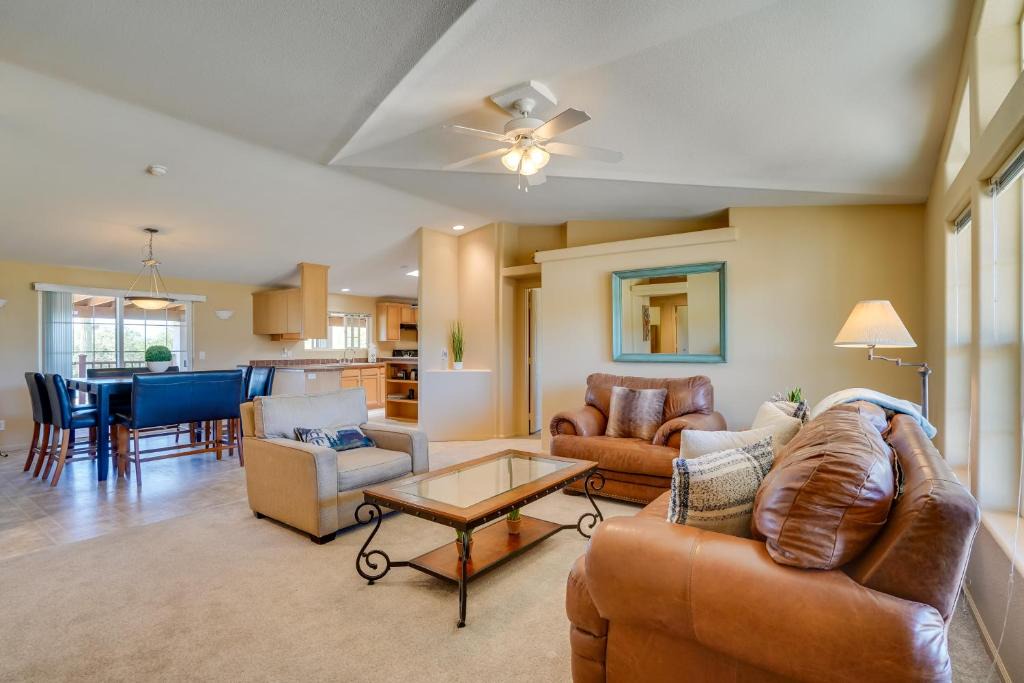 Tucson Estates House | 11 Mi to Saguaro Nat'l Park! Family Home w/Deck
