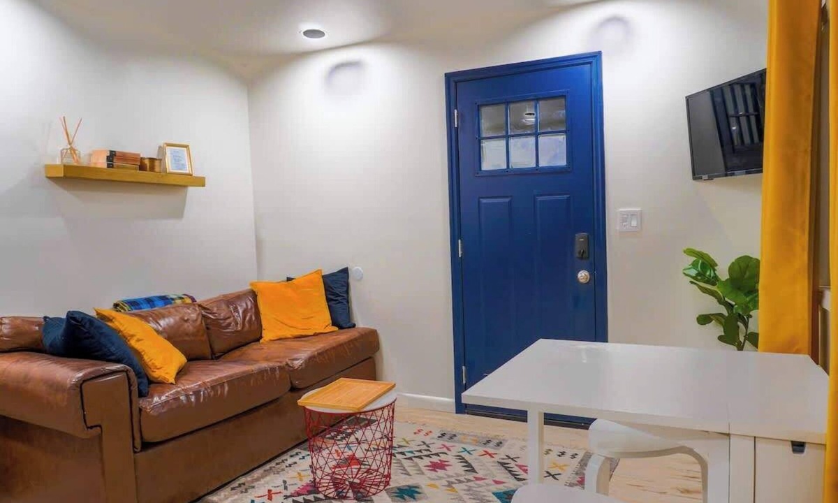 Encanto House | 1BR Pet-Friendly Casita in the Heart of Phoenix