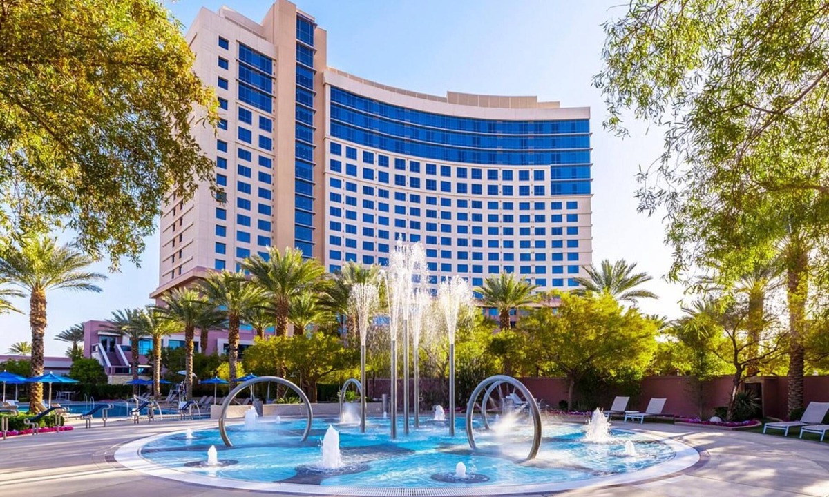 Las Vegas Resort | 2Bed/2Bath Deluxe Spacious Condo in Las Vegas, Complete With Margarita Mixer!