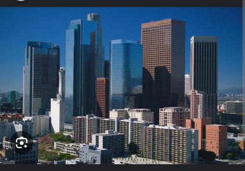Los Angeles Apartment | 3bedroom 2bath Unit complementary parking onsite