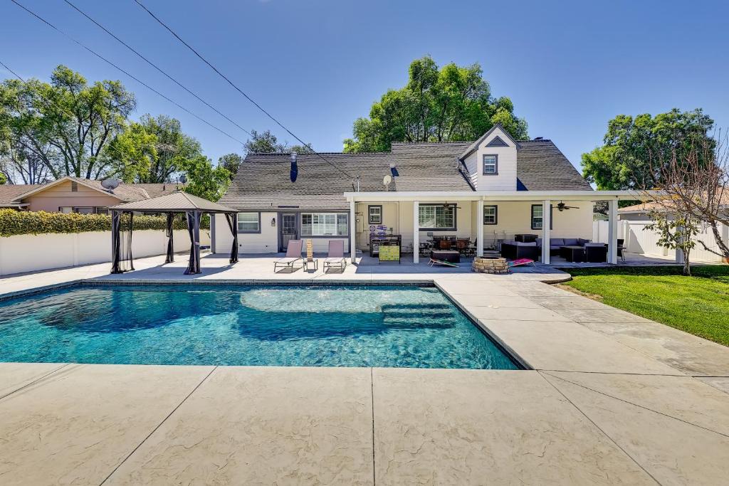 Riverside House | 4 Mi to Dtwn: Riverside Gem w/Pool & Game Room