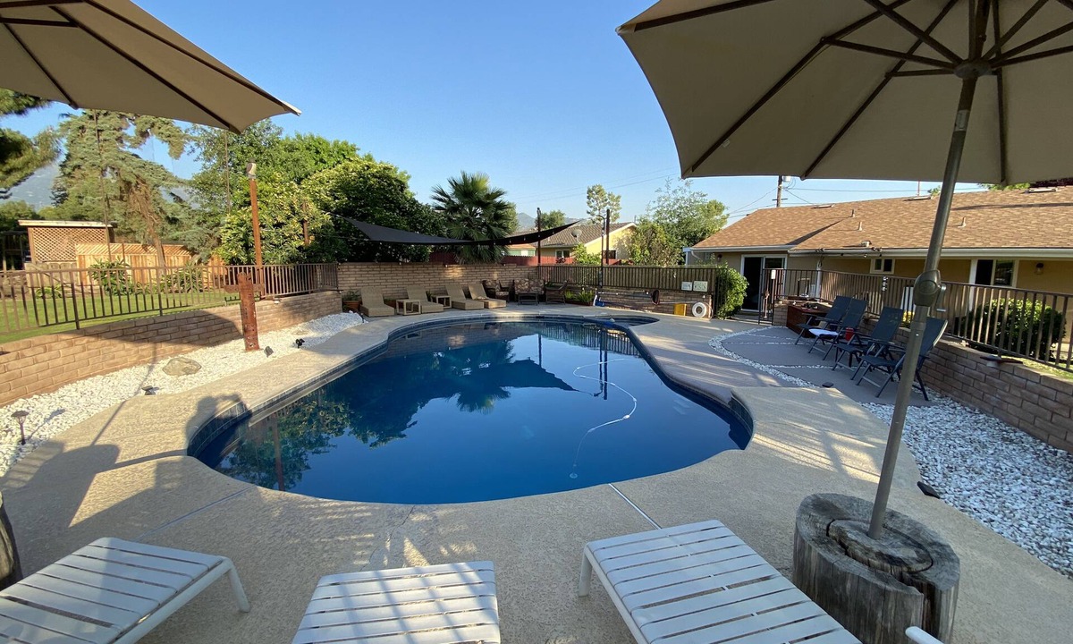 Springville House | 5 bedroom, 4 bath house, private fenced pool, game room and large yard.