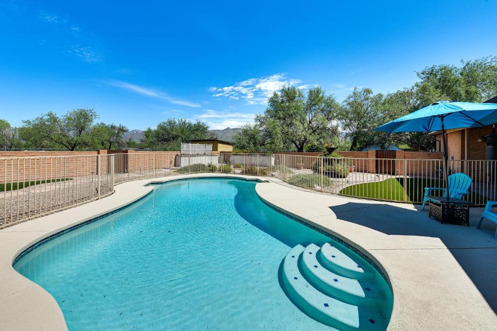 Bel Air Ranch Estates House | 7 Mi to Saguaro Nat’l Park! Mtn-View Haven w/Pool