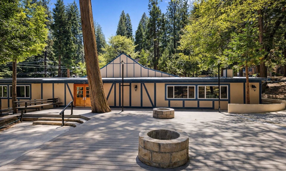 Lake Arrowhead Hotel | Arrowhead Ranch Retreat and Conference