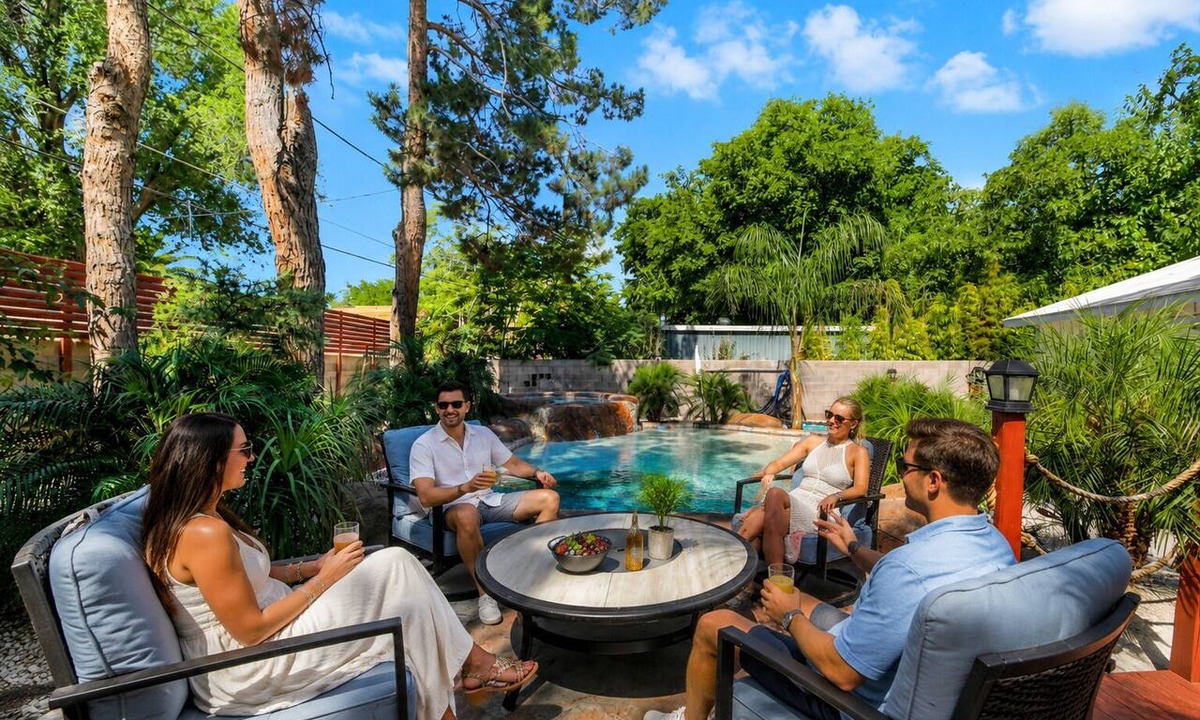 Las Vegas House | Beach Retreat in the heart of Las Vegas