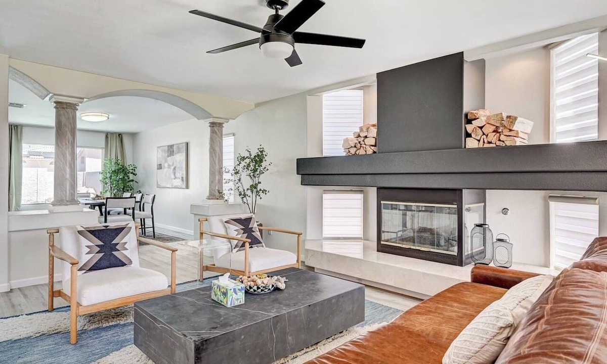 Silverado Ranch House | Beautiful 6BR w/Casita, Game Room & Pool & Jacuzzi