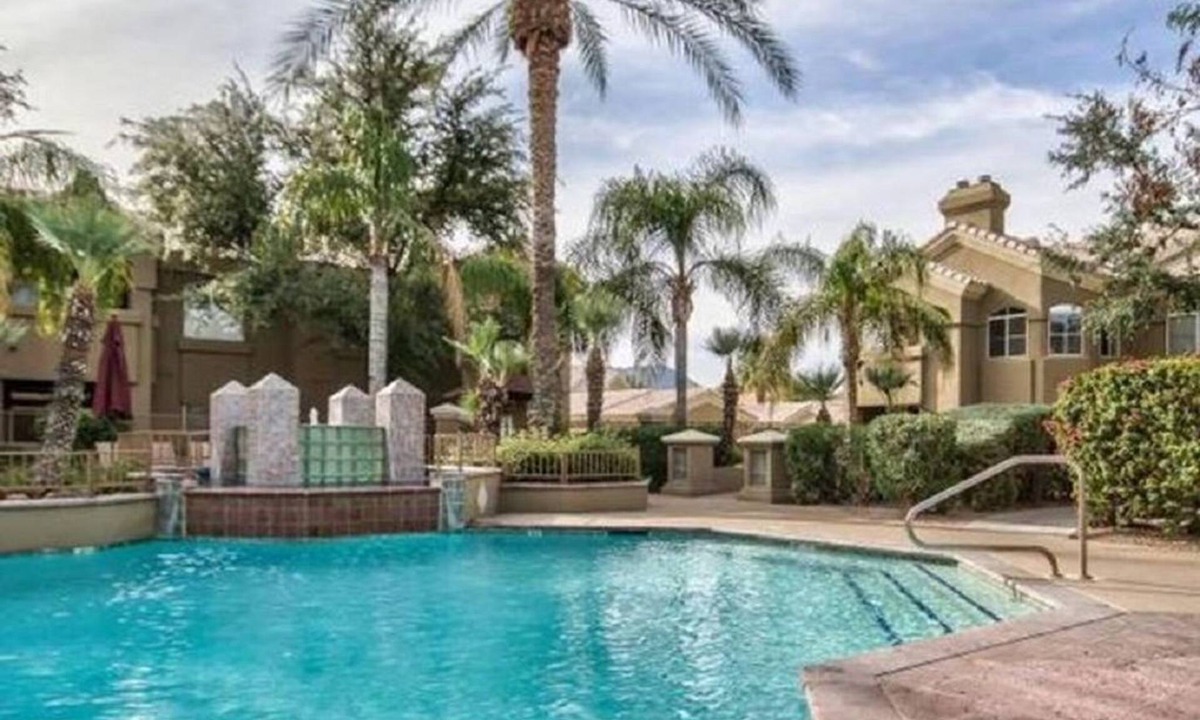 Paradise Valley Village Condo | Beautiful Bella Terra of Paradise Valley Pool and Hot Tub