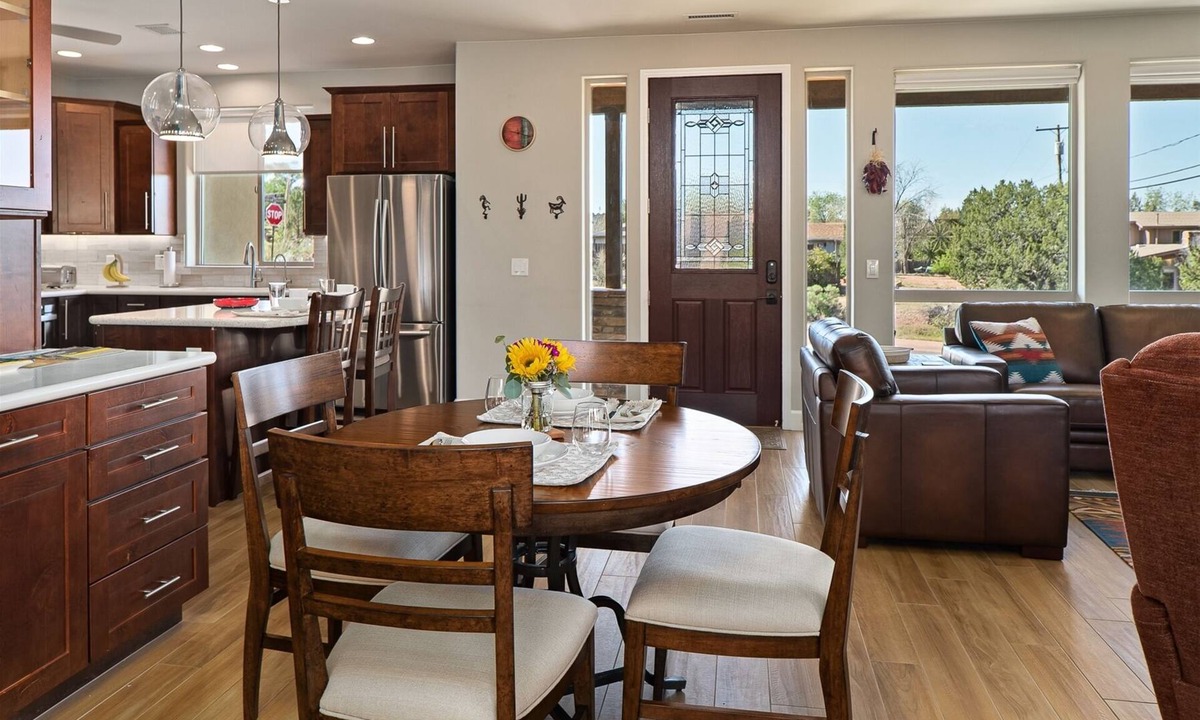 West Sedona House | Beautiful Home In The Heart of West Sedona! - 30-Day Minimum Coffee Pot 595 -