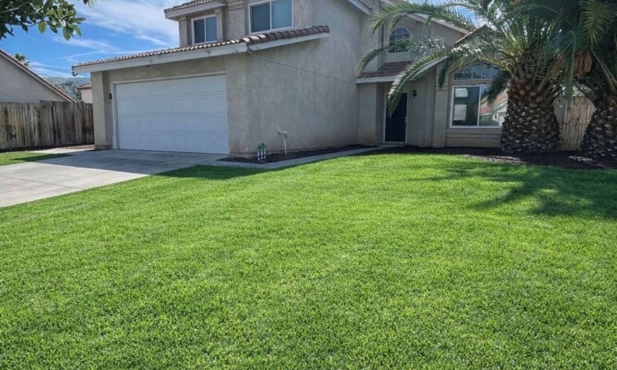 Moreno Valley House | Beautiful Home in Moreno Valley