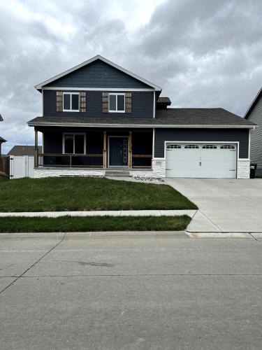 Bennington Villa | Blue Diamond Dream