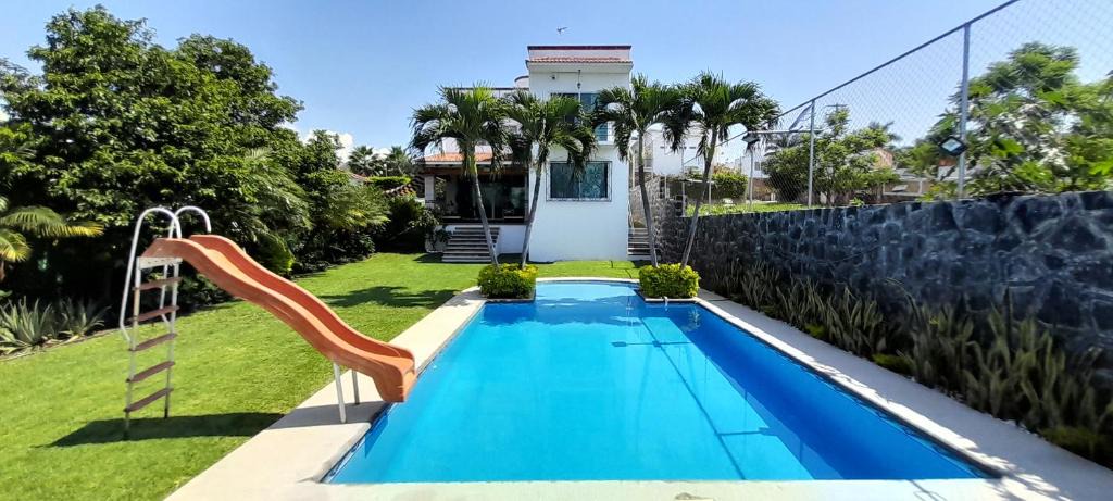 Oaxtepec House | Casa con alberca privada y agradable jardín