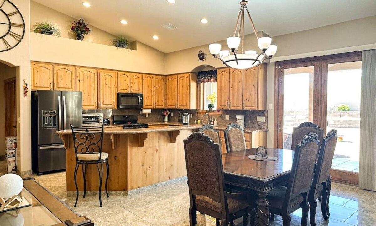 Sierra Vista Southeast House | Casa Dutton- Beautiful Backyard Retreat