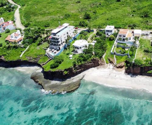 Punta Negra House | Casa Lamanai