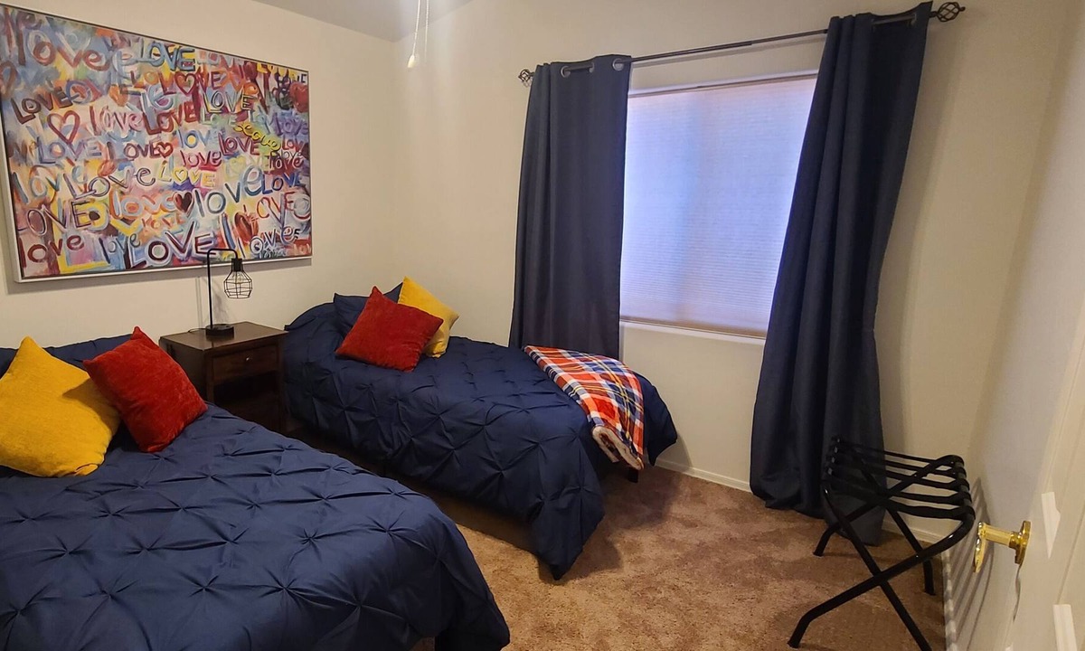 Drexel Heights House | Casa Manzanita big size home and backyard. Location close to I-10, I-19