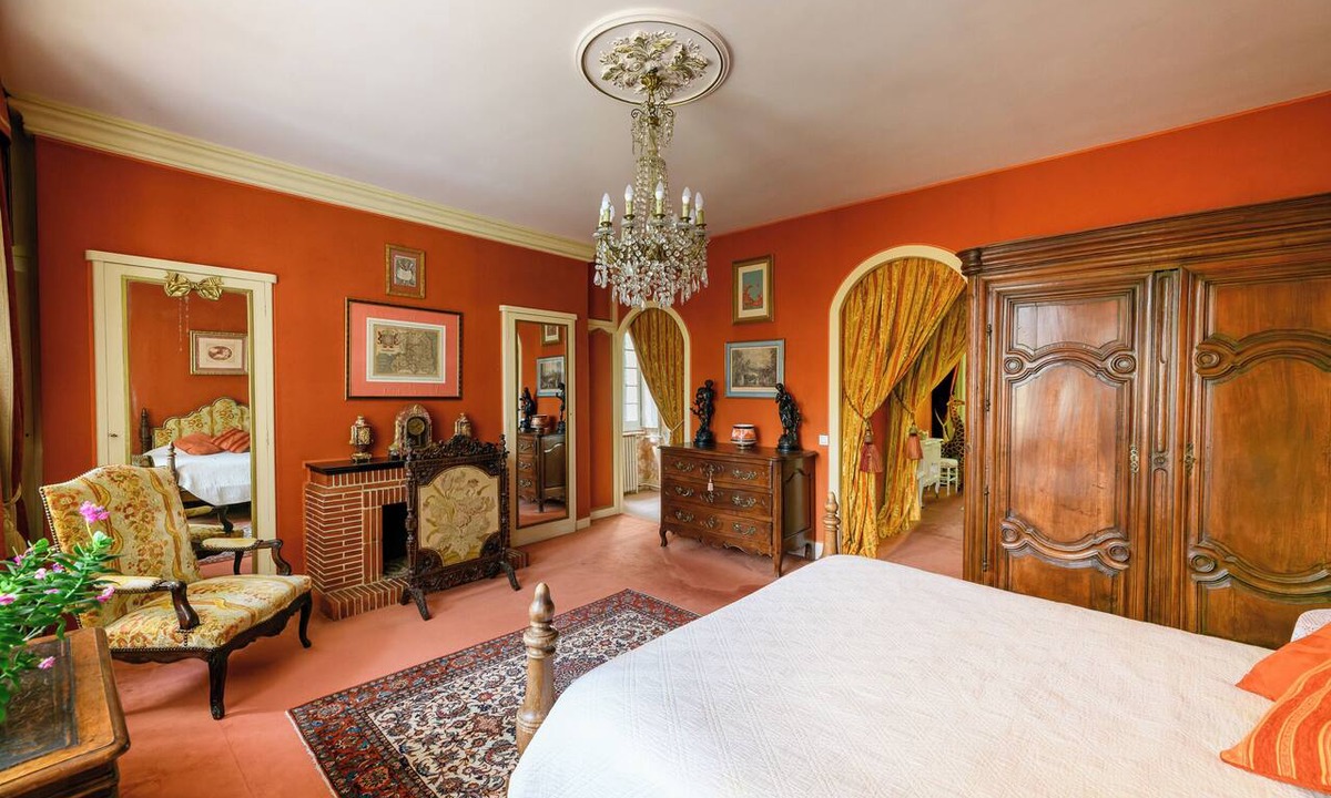 Lencloitre Hotel | Château Picol