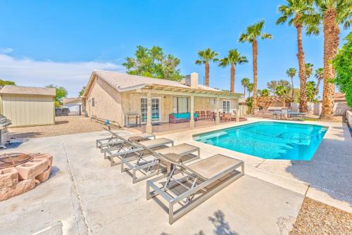 Green Valley North House | Charming & Stylish home, near golf course!
