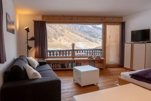 Tschierv Apartment | Chasa Minschuns 4