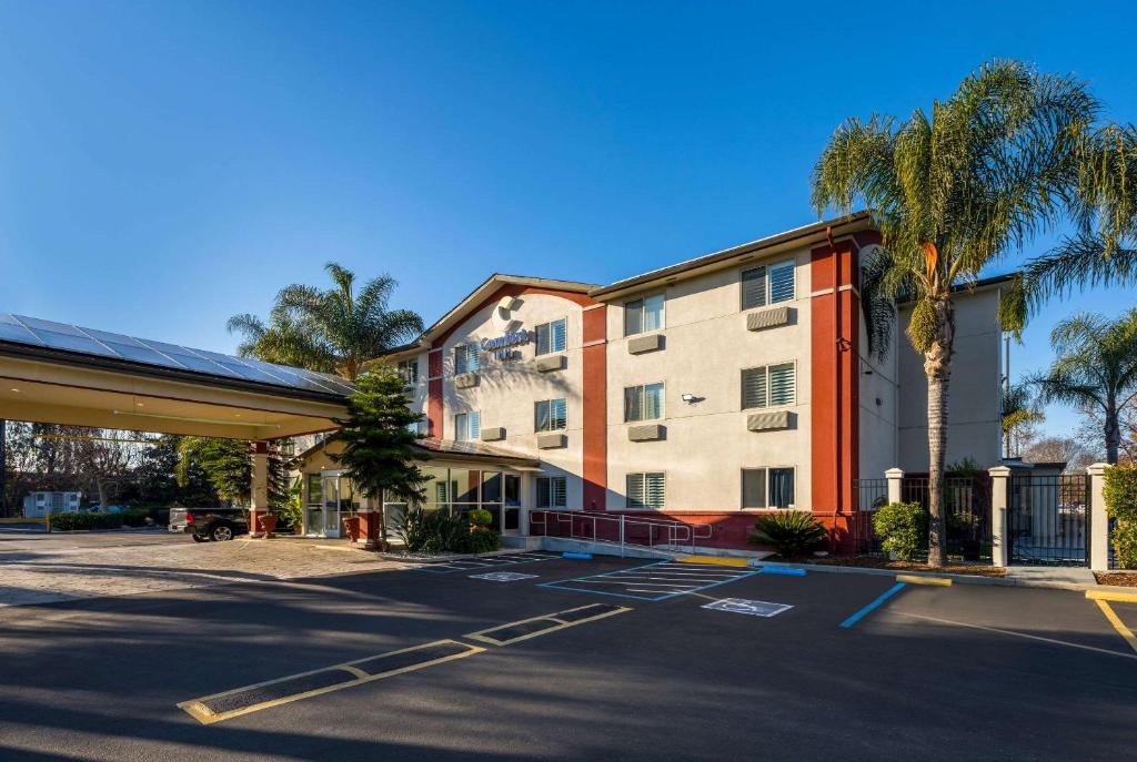 Gilroy Hotel | Comfort Inn Gilroy