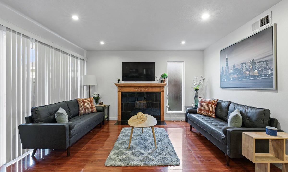Milpitas House | Convenient Modern COZY 4BA/2BR Hidden GEM