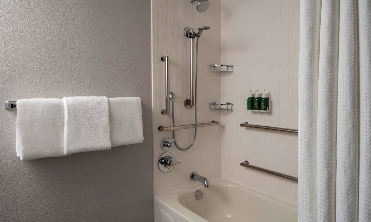 Covington Hotel | Courtyard by Marriott New Orleans Covington/Mandeville