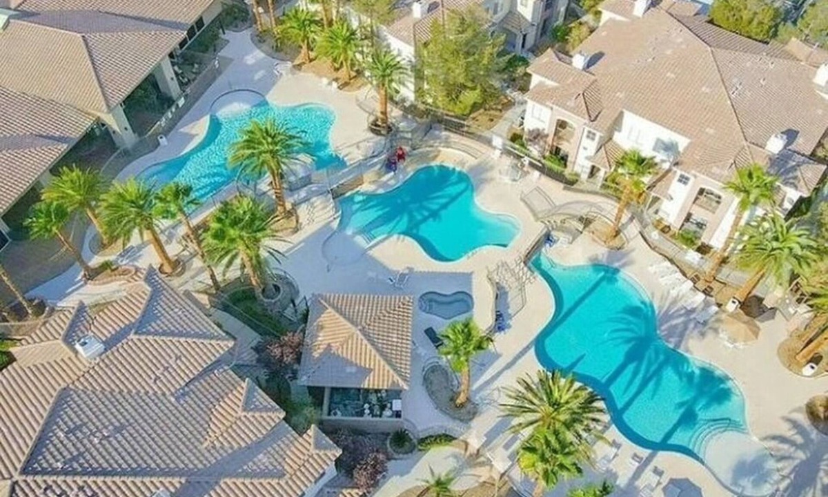Rhodes Ranch Condo | Cozy 2-bedroom condo with AC in tranquil Las Vegas