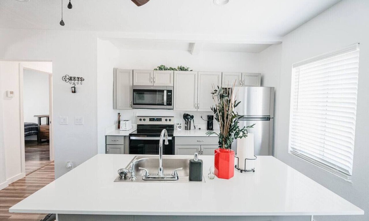 Downtown Las Vegas Condo | Cozy hidden gem in the desert