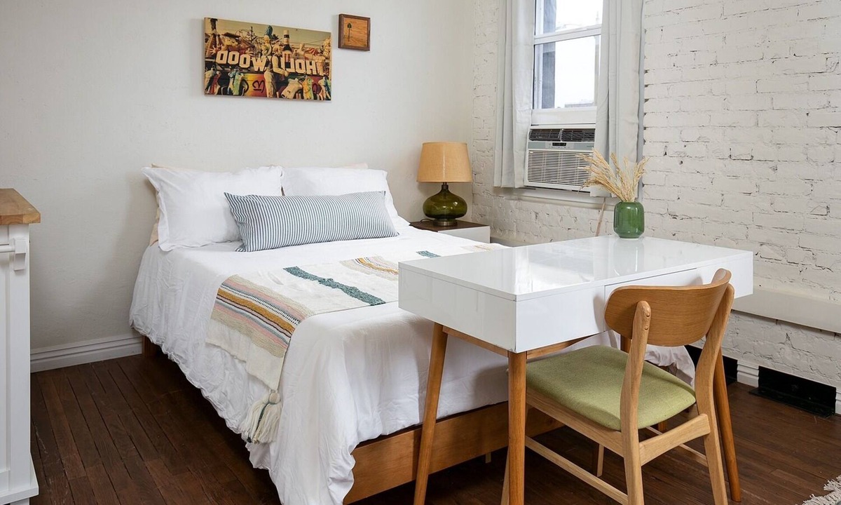 Westlake Apartment | Cozy Studio in peaceful Los Angeles with AC