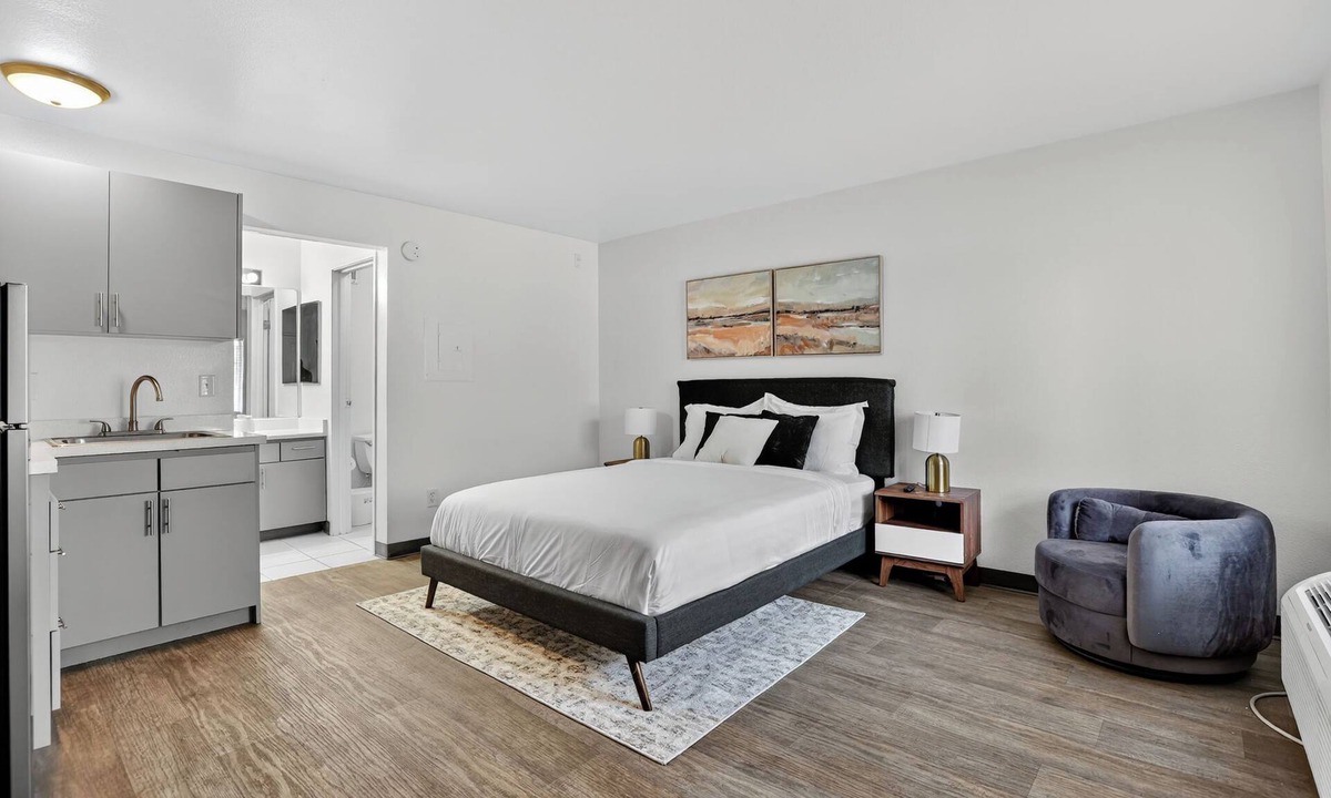 Las Vegas Apartment | Cozy updated studio with comfortable modern layout