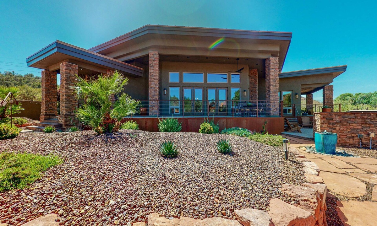 West Sedona House | Custom luxury home with Cathedral Rock views, outdoor living, hot tub, & firepit