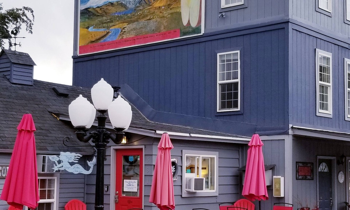 Chelan Hotel | Deep Water Inn
