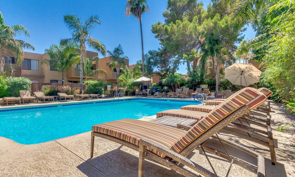 South Scottsdale House | Dog Friendly - 2 Patios Heated Pool, Spa & Fitness
