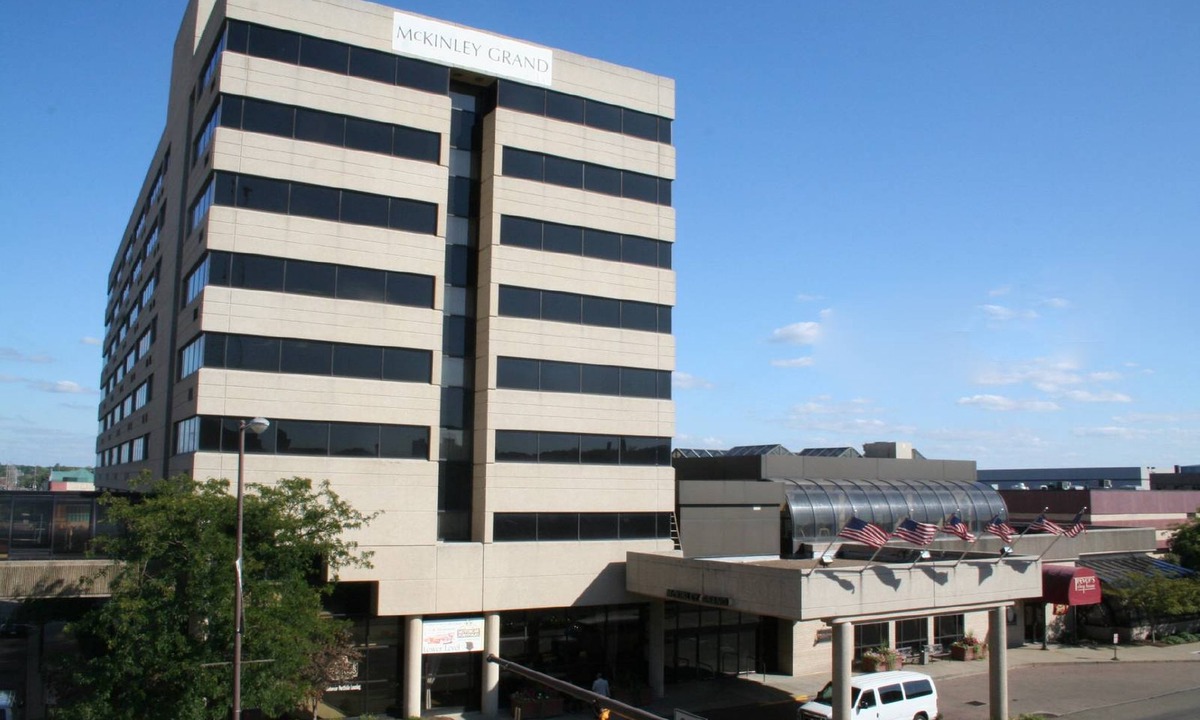 Canton Hotel | DoubleTree by Hilton Canton Downtown