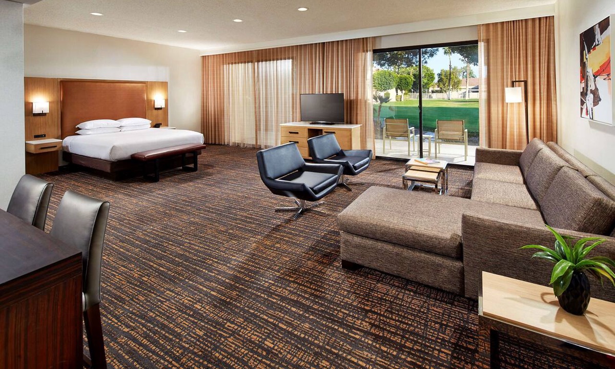 Palm Springs Resort | DoubleTree by Hilton Hotel Golf Resort Palm Springs