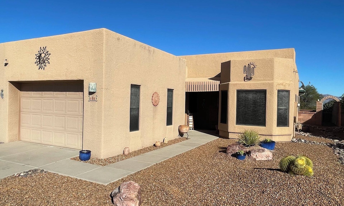 Las Campanas House | Enjoy Beautiful Mountain Views! 2 Bedroom, 2 Bath Townhouse in Green Valley, AZ