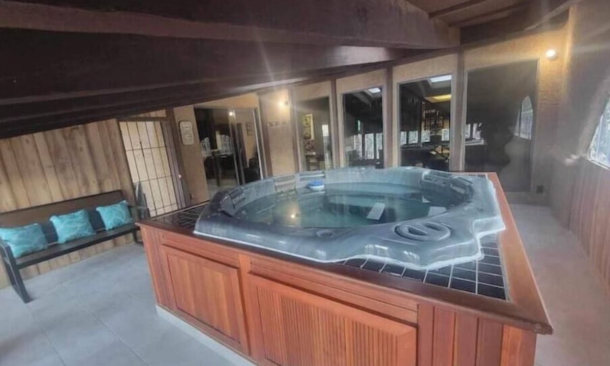 Sunrise Manor House | Enjoy Las Vegas Views-6BR/Pool