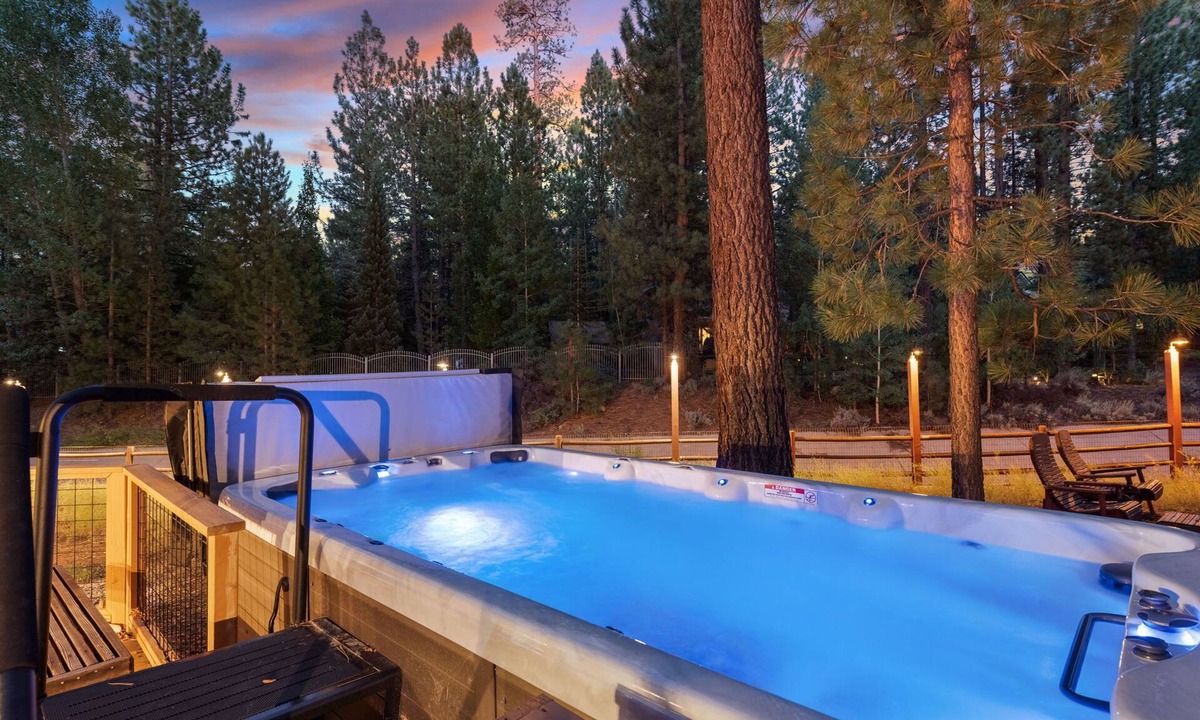Evergreen Estates Cabin | Evergreen - Luxury 3BR | En-Suite, Hot Tub, Game Room