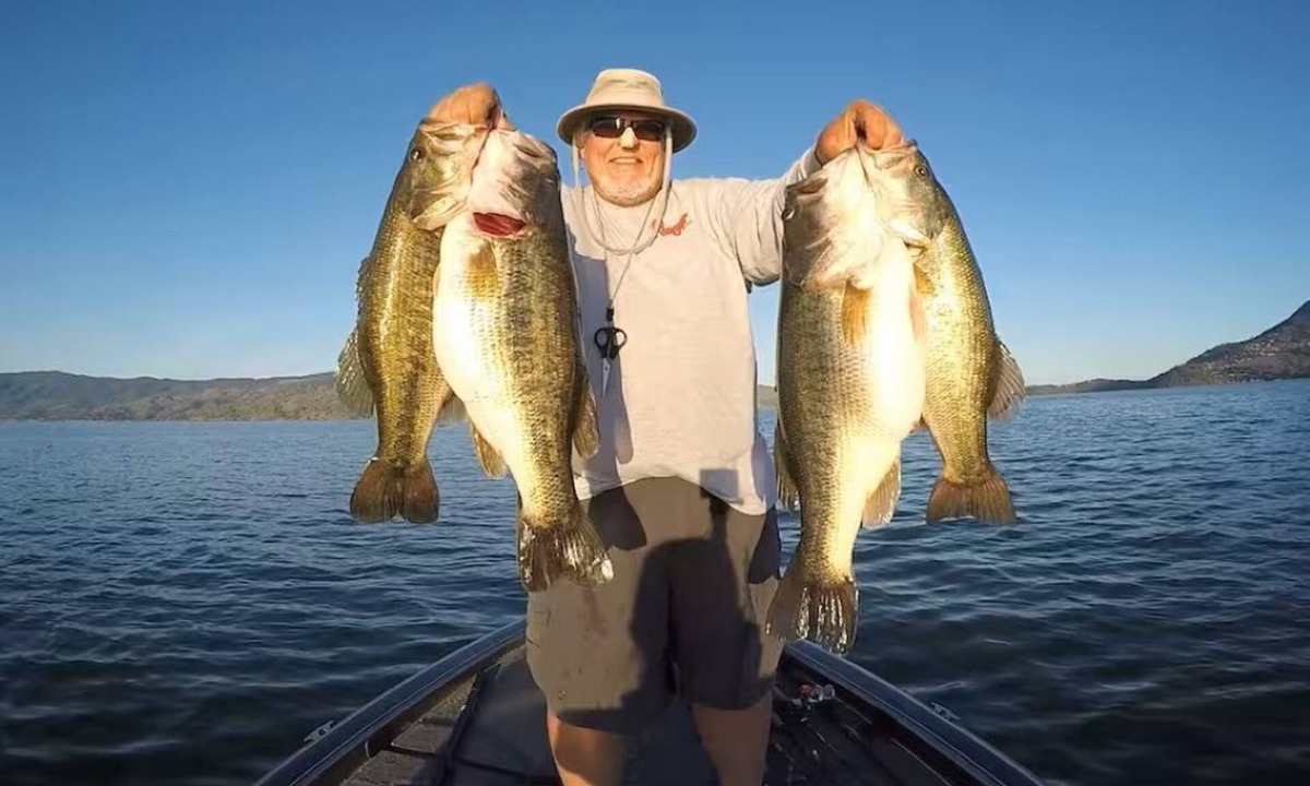 Clear Lake House | Fisherman’s Paradise! Great Location and Views!