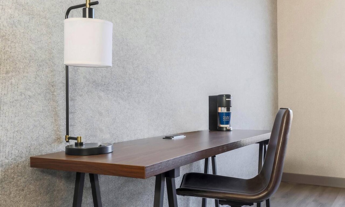 Rancho Cucamonga Hotel | Four Points by Sheraton Ontario-Rancho Cucamonga