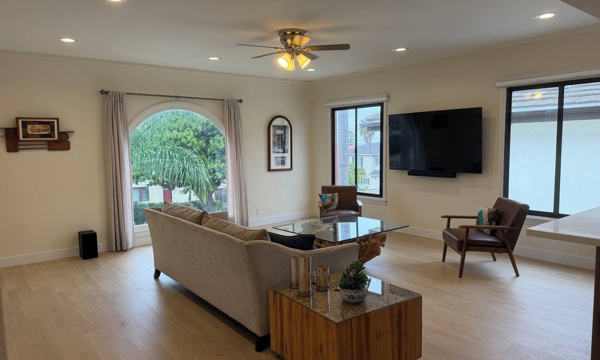 Northwest San Pedro House | Fully Renovated 2 BR House by Palos Verdes, Beach, in Quiet Neighborhood
