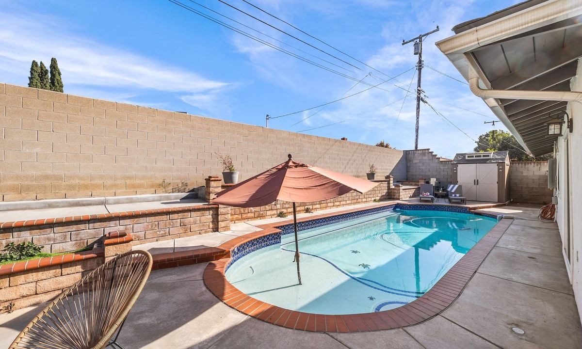 Glendora House | FUN Pool Home with Game Room near Disneyland/FIFA WORLD CUP