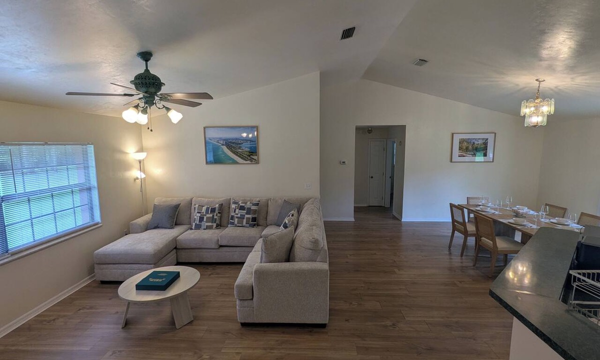 Alachua House | Gator Game Weekend Special! Country home sleeps 6