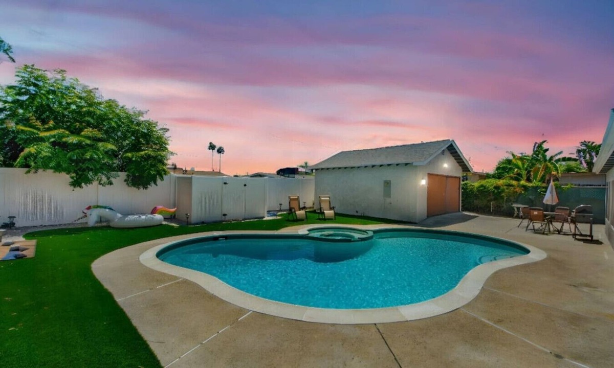 Anaheim Resort Apartment | GG Citruswood - Pool, Spa, PoolTable, PuttingGreen, Near Disney