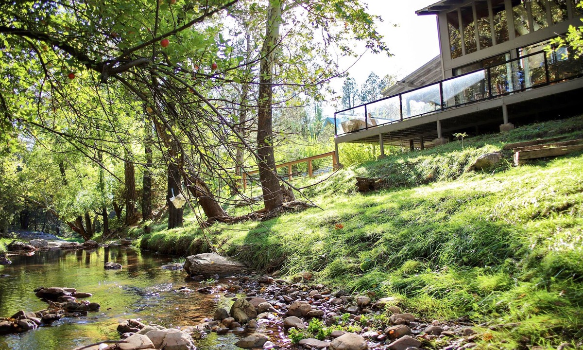 Payson House | Greenspaces, Deck w/River & Mt VIEWS, Trails, Near Water Wheel Hiking Trailhead