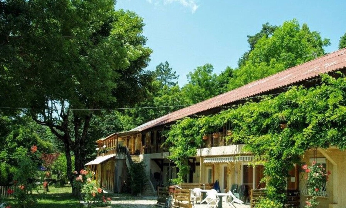 Thorenc Cottage | Group accommodation - party room