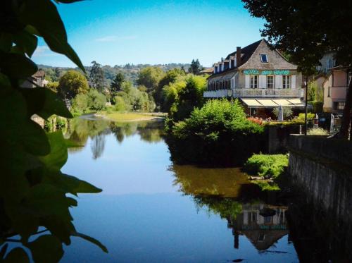 Figeac Hotel | Hôtel des Bains