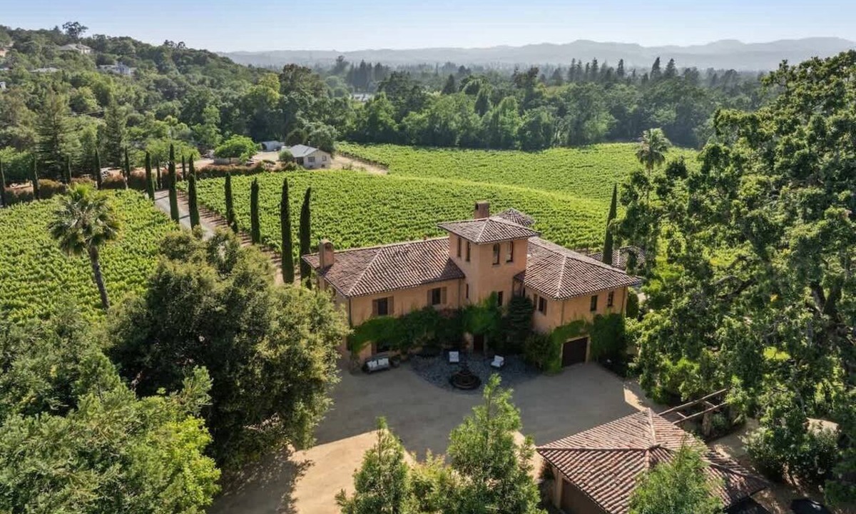 Napa House | Hagen Heights Vineyard Estate Napa Valley