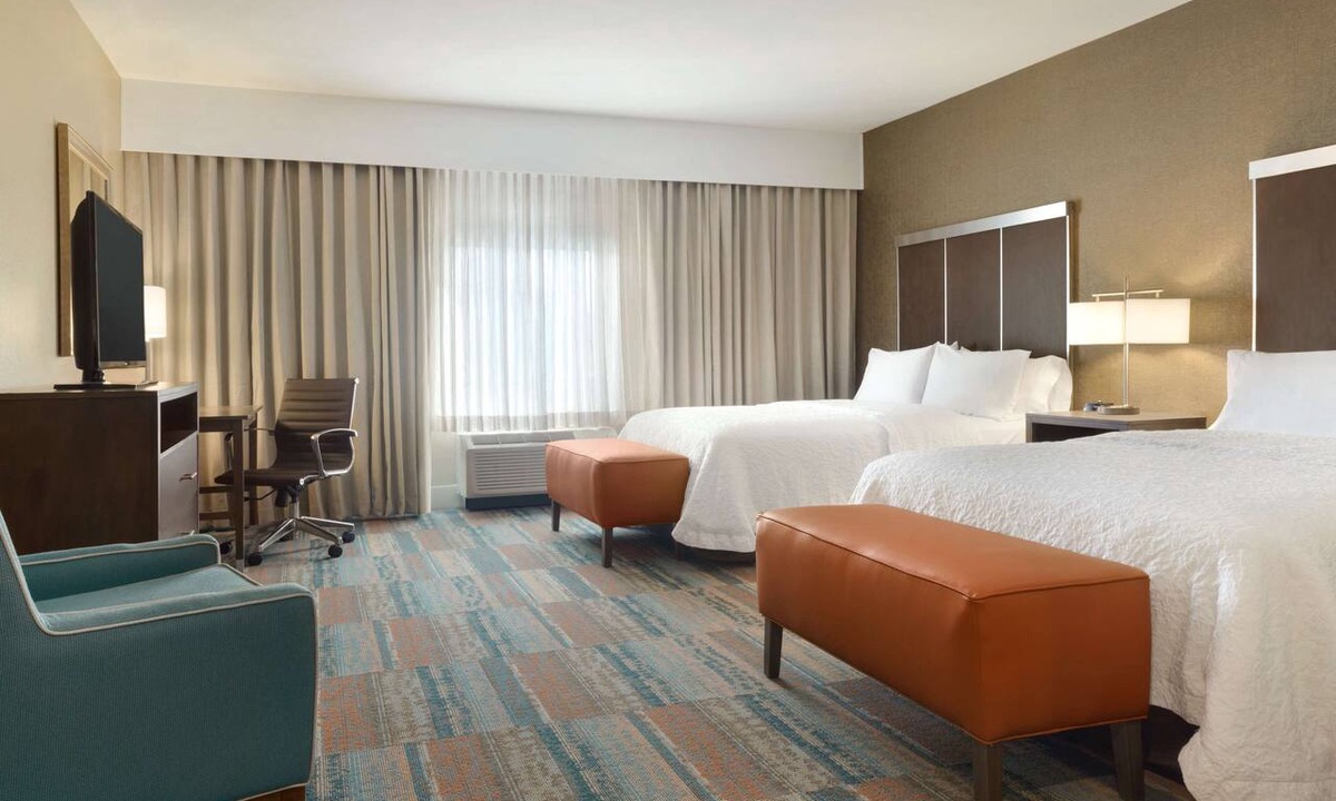Elko Hotel | Hampton Inn Elko