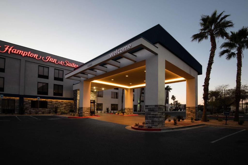 Whitney Ranch Hotel | Hampton Inn & Suites Las Vegas-Henderson