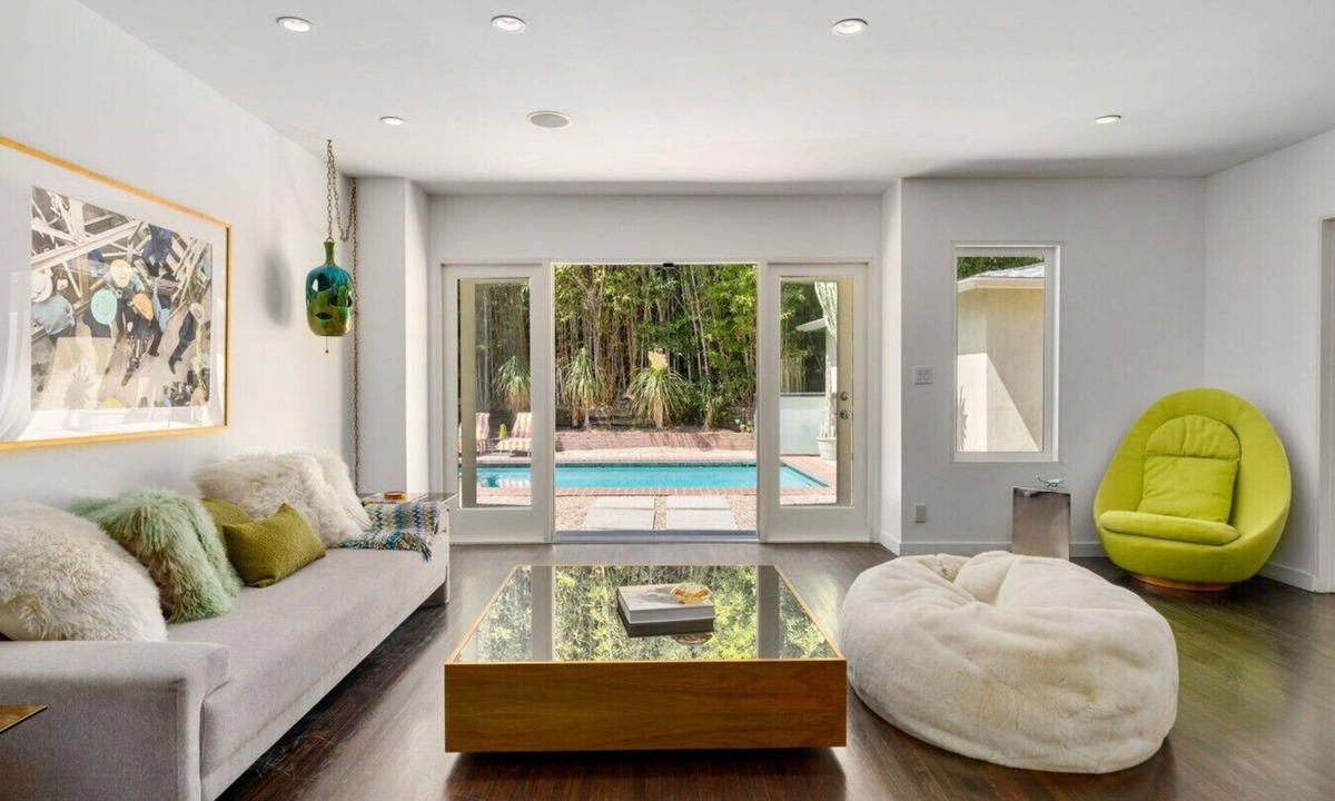 Hollywood Hills West House | Hollywood Hills Mid-Century Retreat Views & Pool