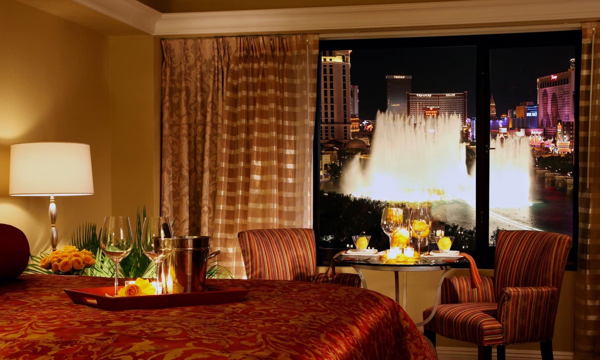 Las Vegas Strip Apartment | Jockey Club Suites
